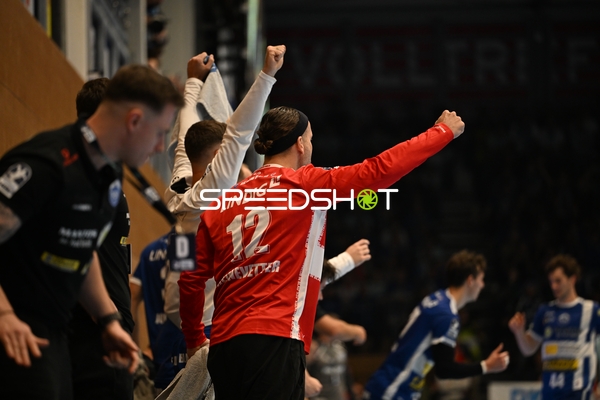 12; VfL Gummersbach jubelt