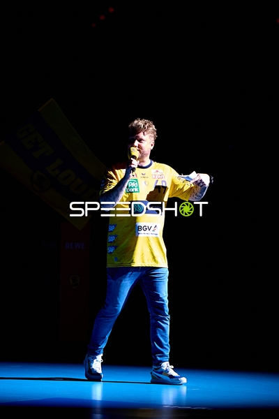 Moderation bei Handball-Event