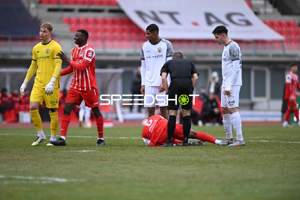 Verletzung und Kontrolle