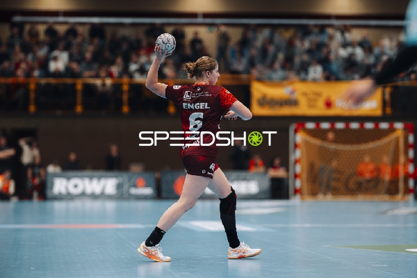 Szene mit Nina Engel (6; HSG Bensheim/Auerbach)