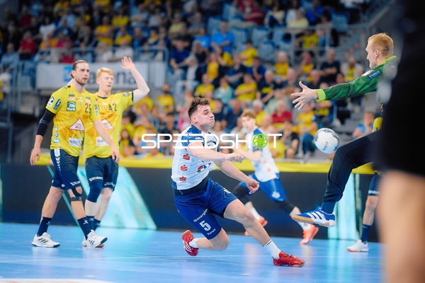 save David Späth (29, Rhein Neckar Löwen) gegen Josip Simic (5, VfL Potsdam)