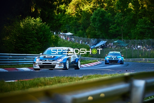 Volkswagen Rennfahrzeuge auf der Nordschleife