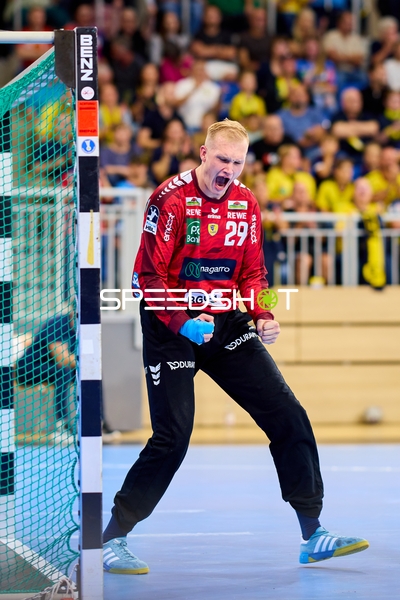 David Späth (29; Rhein Neckar Löwen) jubelt nach Tor