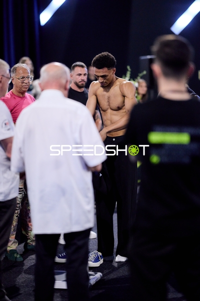 Ringside-Zone Face-Off Pressekonferenz