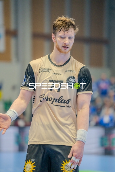 Johannes Wasielewski (77; Bergischer HC) in Aktion