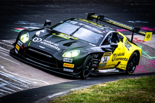 Aston Martin Vantage GT3 #34 von natural elements by Walkenhorst Motorsport auf der Rennstrecke