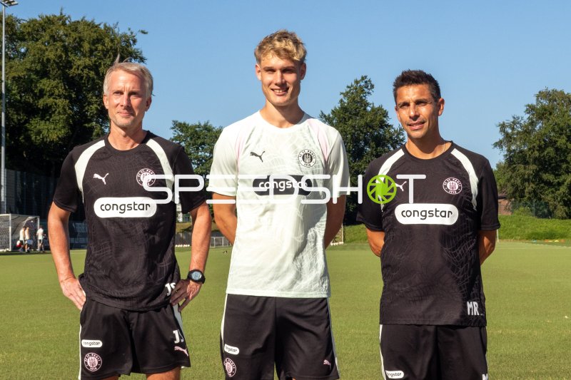 Trainerteam mit Neuzugang #samuelklein