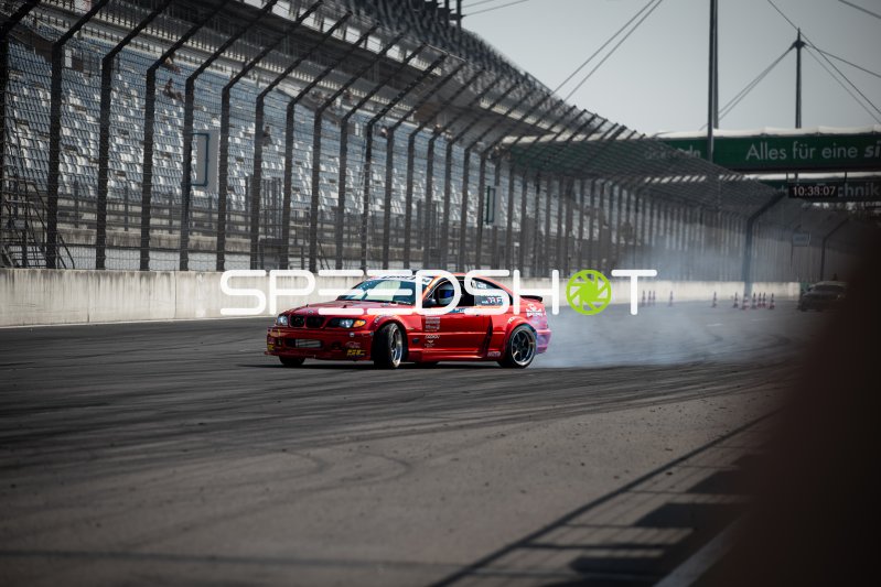 BMW E46 #94 von Dennis Köhler (DennisKoehler) driftet am Lausitzring