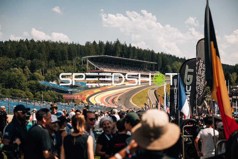 Zuschauer und Streckenatmosphäre am Circuit de Spa-Francorchamps