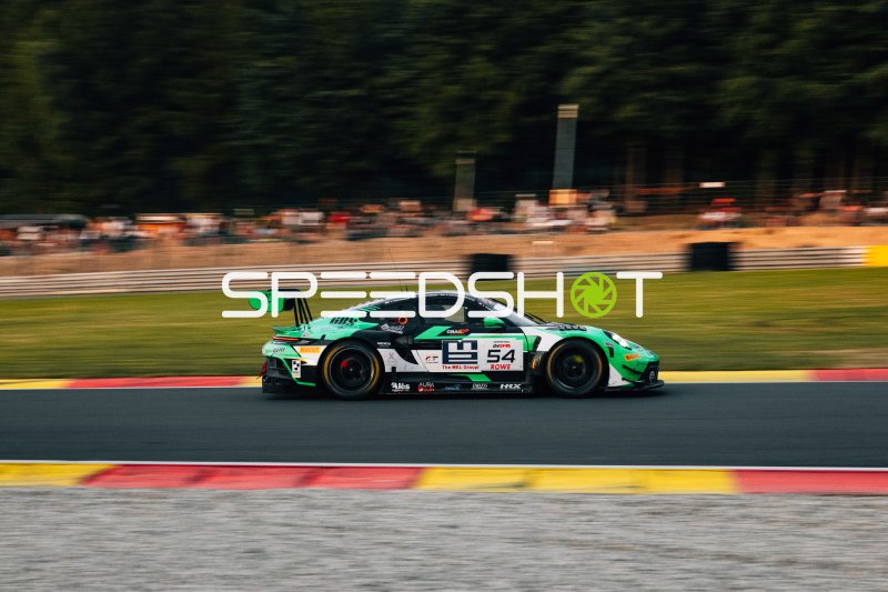 Porsche 911 GT3 R #54 von Dinamic GT auf dem Circuit de Spa-Francorchamps