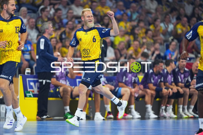 Matthias Musche (#6; Team Johnny) jubelt ausgelassen in der SAP Arena