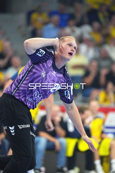 David Späth (#29; Rhein Neckar Löwen) in intensiver Wurfaktion