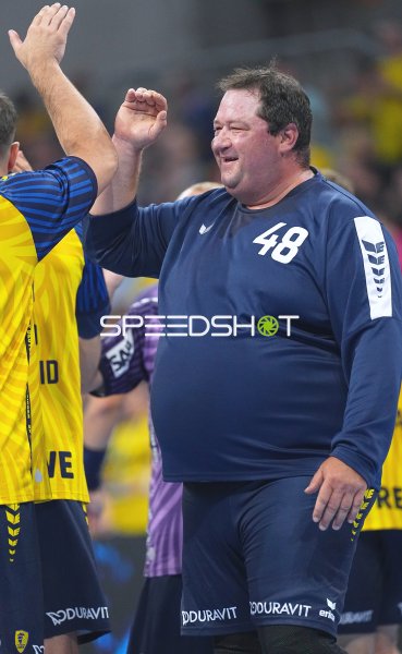 Jubelnder Offizieller (#48) bei Team Johnny in der SAP Arena
