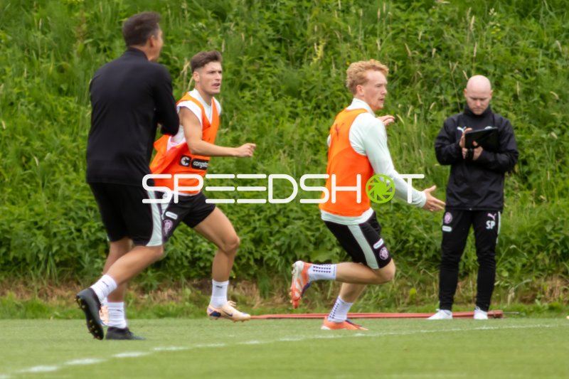 Marwin Schmitz beim Lauftraining im Trainingszentrum FC St. Pauli