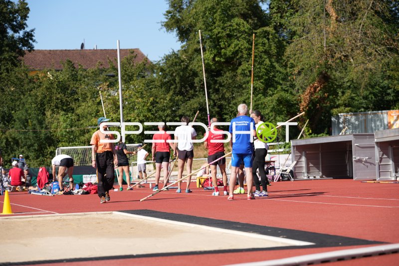 Stabhochsprung-Training im Sportpark Hattersheim
