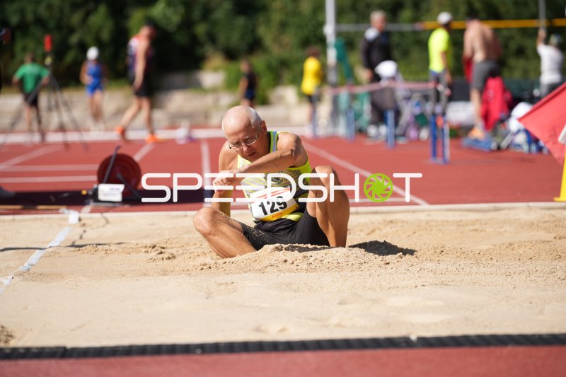 Lellek Volker (129) im Weitsprung am Sportpark Hattersheim