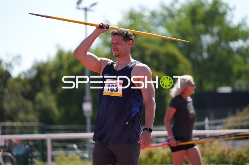 Simon Nils (163) beim Speerwurf im Sportpark Hattersheim