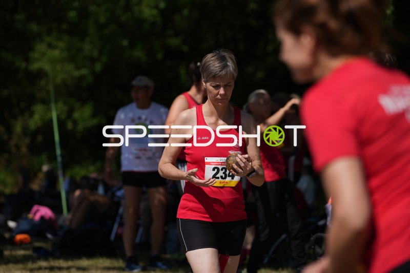 Rumpf Jutta (234) beim Lauf im Sportpark Hattersheim