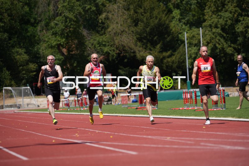 Grebing Jörg (35) im Mittelfeld beim 800m-Lauf in Hattersheim