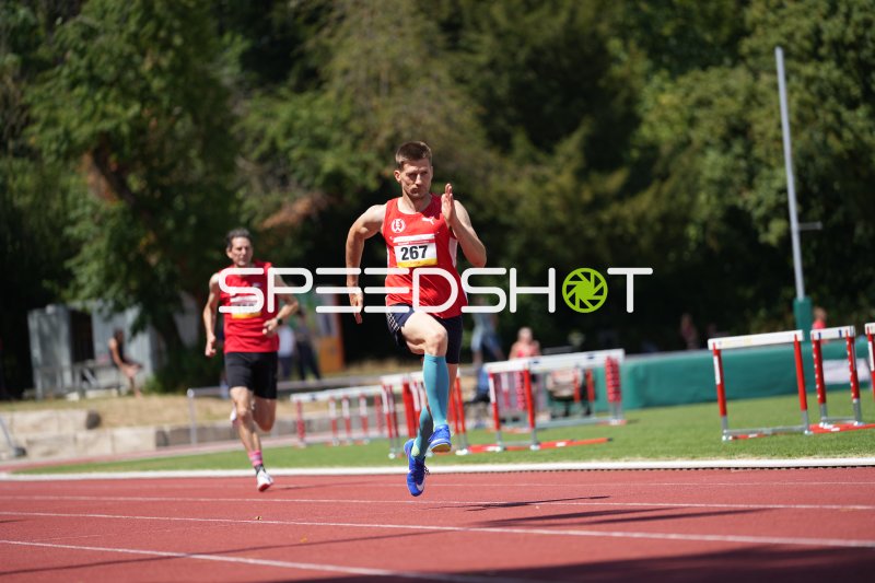 Michalik Marc (267) im Hürdenlauf am Sportpark Hattersheim