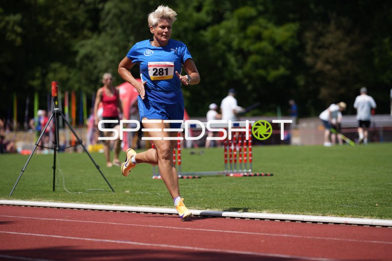Zädow Ulrike (281) beim Lauf im Sportpark Hattersheim