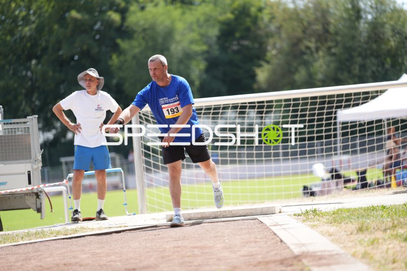 Fritsch Jörn (193) im Weitsprung-Wettkampf am Sportpark Hattersheim