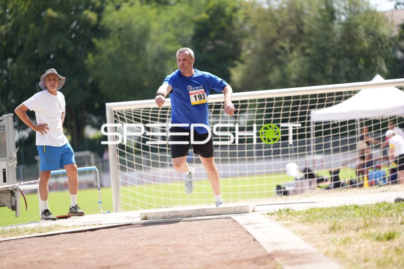 Fritsch Jörn (193) beim Lauf über die Langstrecke