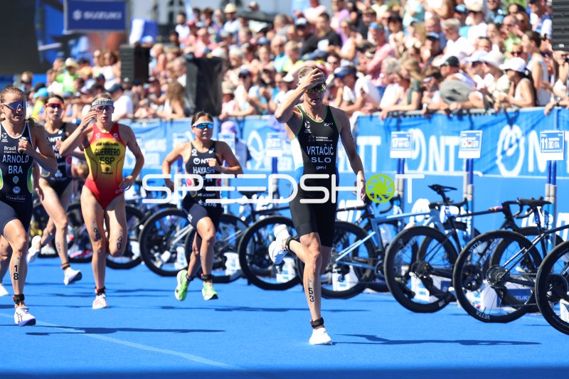Startnummer 18 beim Laufen der Triathlon-Staffel in Hamburg