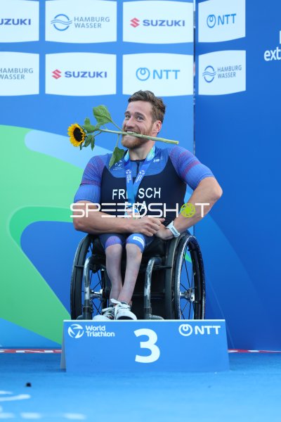 Siegerehrung Paratriathlon – Platz 3 an der Binnenalster