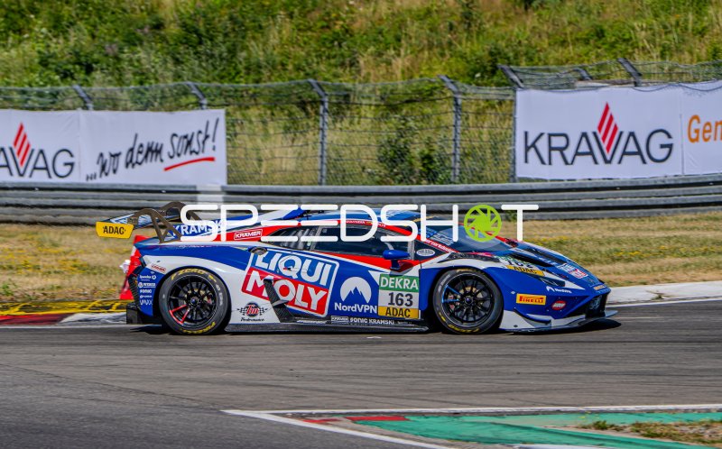 Lamborghini Huracán GT3 Evo 2 #163 von Southern/Karklys (Liqui Moly Team Engstler) am Nürburgring