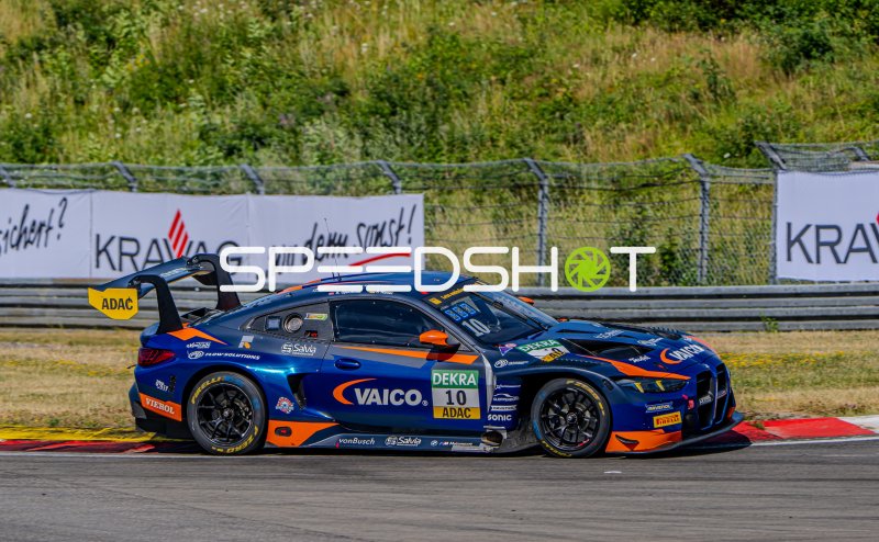 BMW M4 GT3 Evo #10 von Storm Gjerdrum/Fabio Rauer (FK Performance Motorsport) am Nürburgring