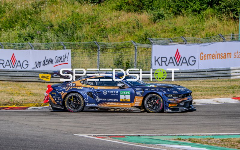 Ford Mustang GT3 Evo #1 von Emil Gjerdrum/Max Reis (Haupt Racing Team) am Nürburgring
