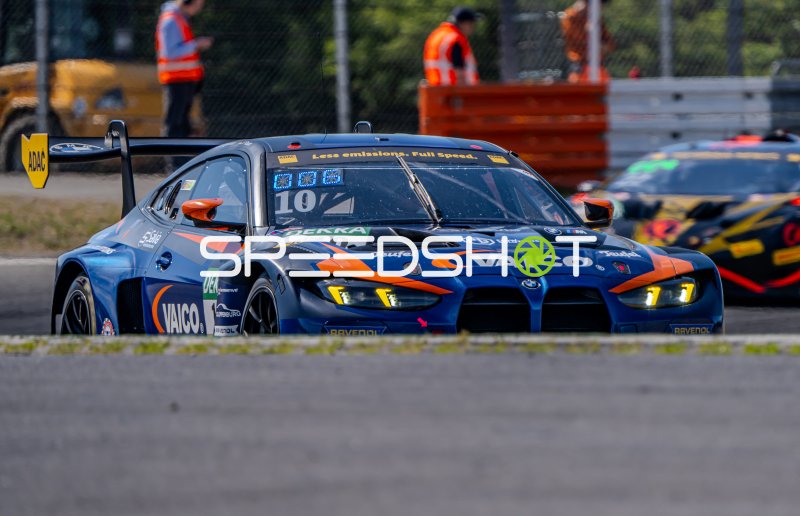 BMW M4 GT3 Evo #10 von FK Performance Motorsport am Nürburgring