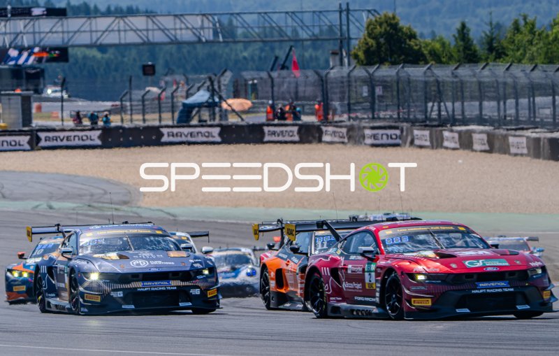 Ford Mustang GT3 Evo #1 und #2 von Haupt Racing Team am Nürburgring