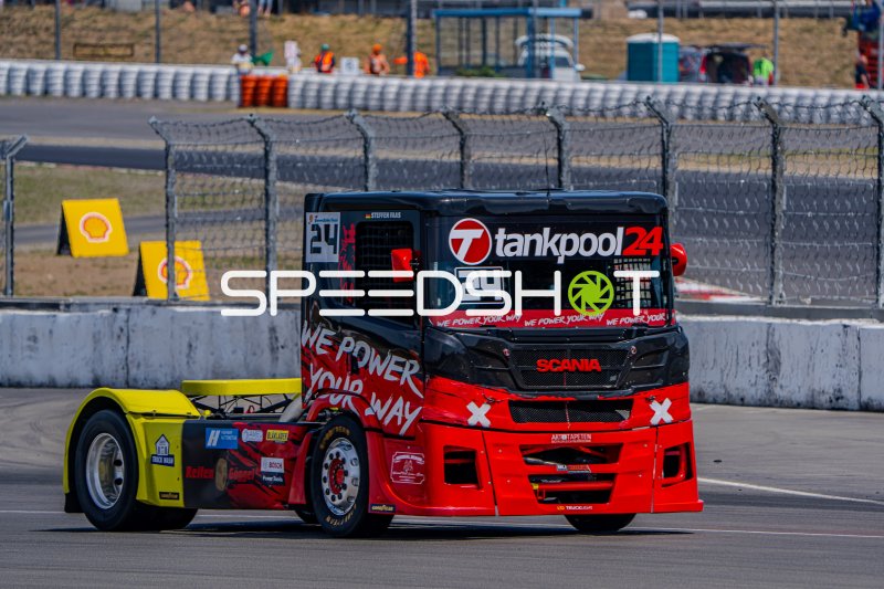 Scania Renn-Truck #24 von Steffen Faas (tankpool24 Racing) am Nürburgring