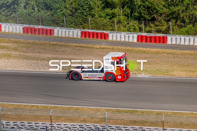 Renn-Truck #51 des Truckracingteam Kreeft am Nürburgring