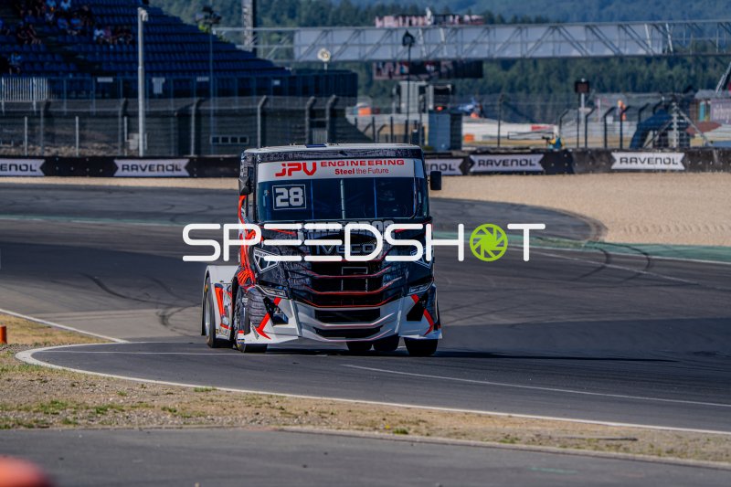 Race Truck #28 (Iveco) mit Mad-Croc-Livery am Nürburgring