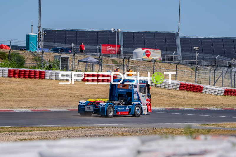 MAN Renntruck #30 von Sascha Lenz (SL Trucksport 30) am Nürburgring