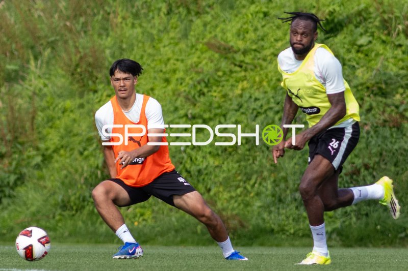 Zweikampf im Training beim FC St. Pauli