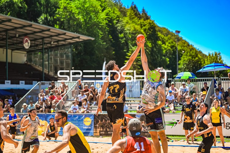 Sprungball im Finale: Otternasen gegen Sanddevils beim TG Beach Open