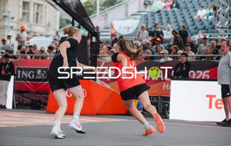 Deutschland gegen Australia im 3x3-Basketball-Zweikampf in Brno