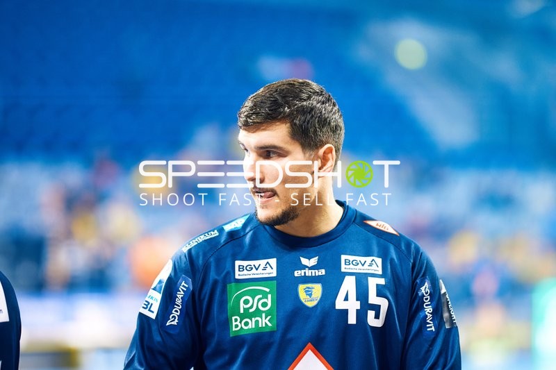 Spieler wartet auf den Einsatz