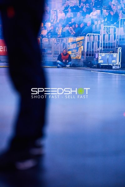 Warten auf den Spielbeginn