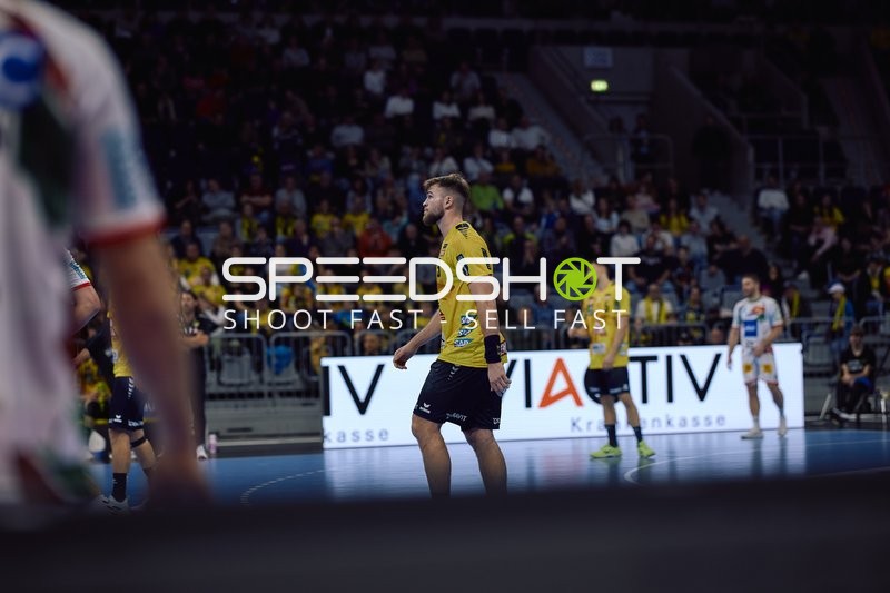 Spieler in Aktion auf dem Spielfeld