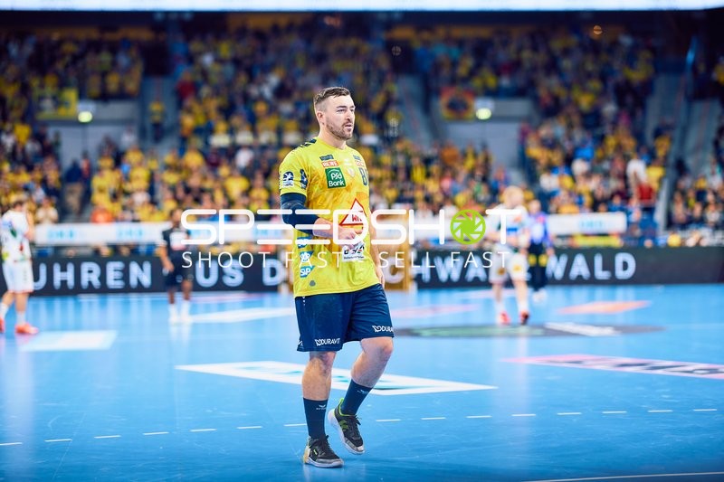 Spielvorbereitung auf dem Spielfeld