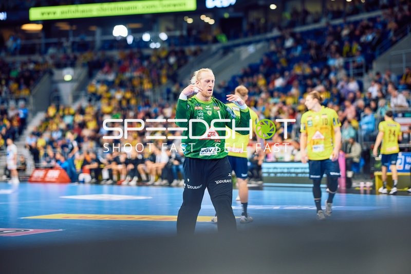 Torhüter bei der Vorbereitung auf den Wurf