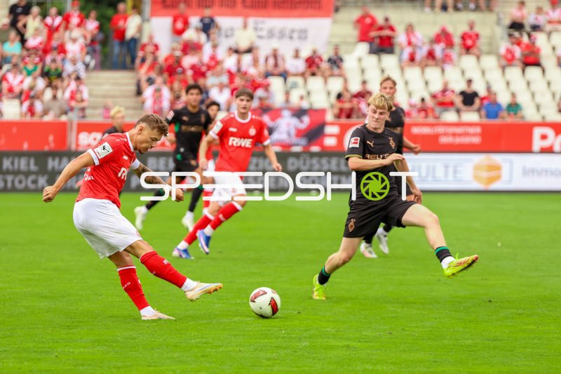Schussaktion im Stadion an der Hafenstraße in Essen