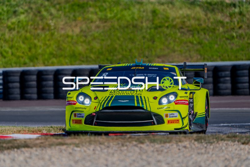 Aston Martin Vantage GT3 #8 von Nicolas Baert (Comtoyou Racing) in Oschersleben