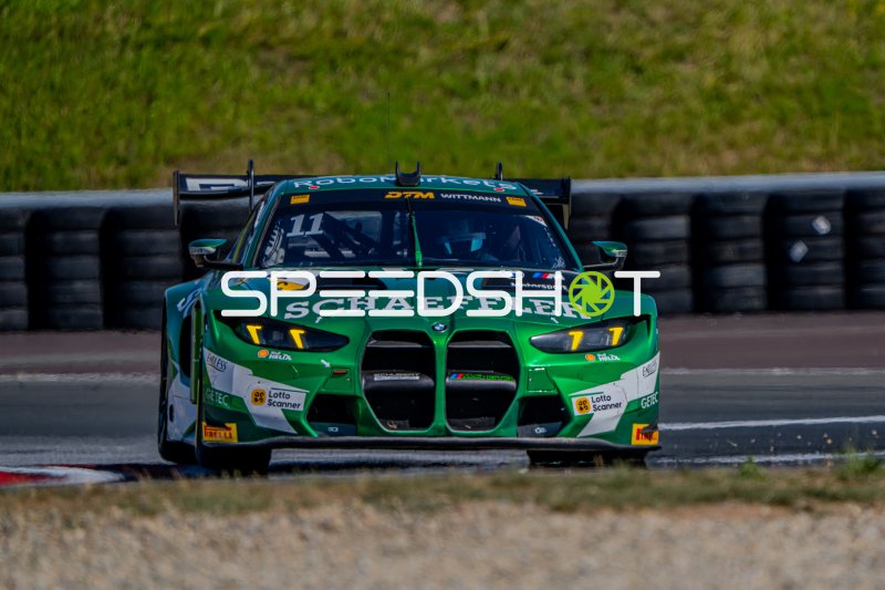 BMW M4 GT3 #11 von Marco Wittmann (Schubert Motorsport) in Oschersleben