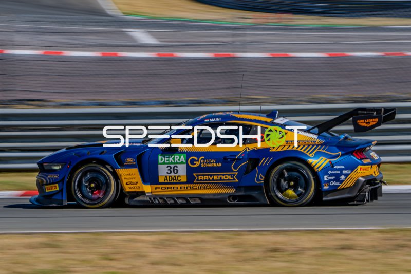 Ford Mustang GT3 #36 von Arjun Maini (HRT Ford Racing) in Oschersleben